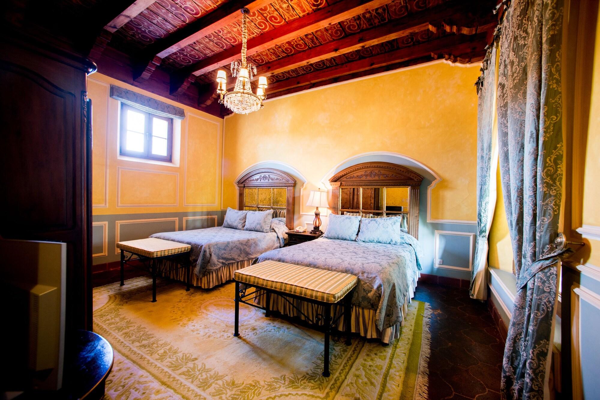 Hotel Palacio De Dona Leonor Antigua Ngoại thất bức ảnh