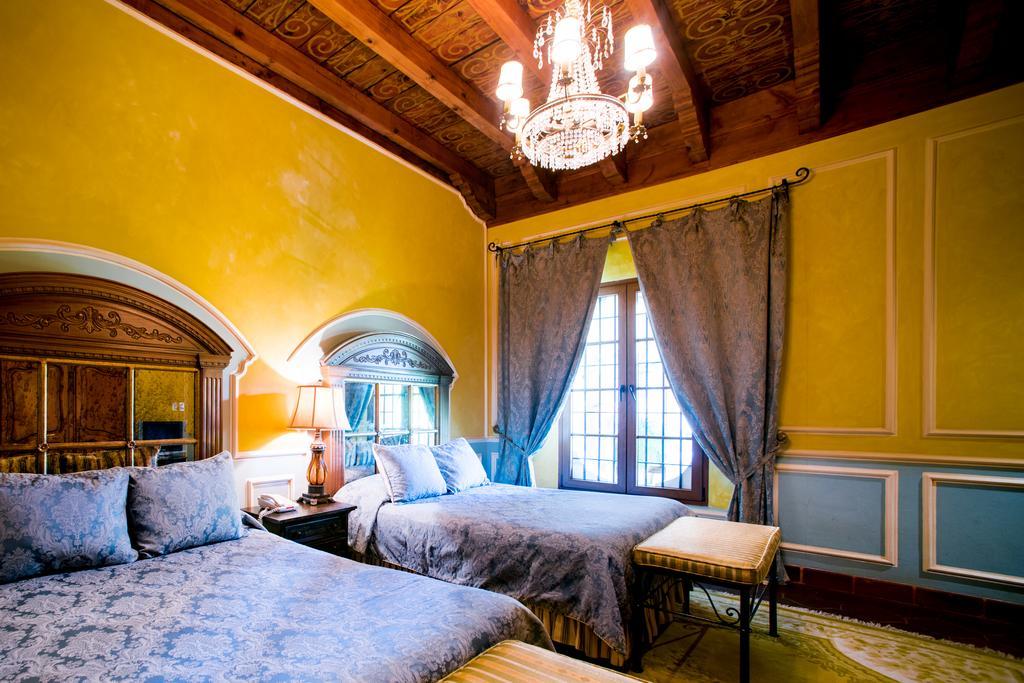 Hotel Palacio De Dona Leonor Antigua Ngoại thất bức ảnh